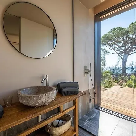 Luxe Avec Piscine A Porto-vecchio Dom wakacyjny Porto-Vecchio (Corsica)